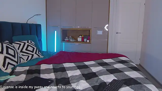 Anita Fun online show from March 2026 04:19:01 PM