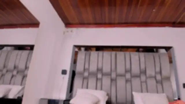 NikkySmiith online show from January 2026 11:37:02 AM