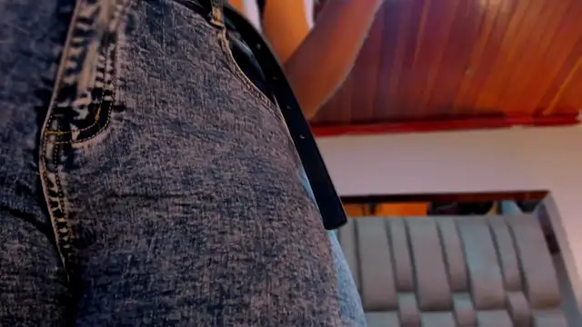 NikkySmiith online show from November 2025 11:42:02 AM