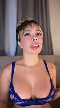 Alison Diaz17 online show from February 2026 11:12:01 PM