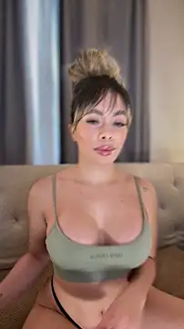 Alison Diaz17 online show from March 2026 10:25:01 PM