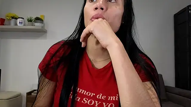 Alondra fetish online show from April 2026 01:32:01 AM
