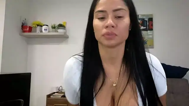 Alondra fetish online show from April 2026 03:56:01 AM