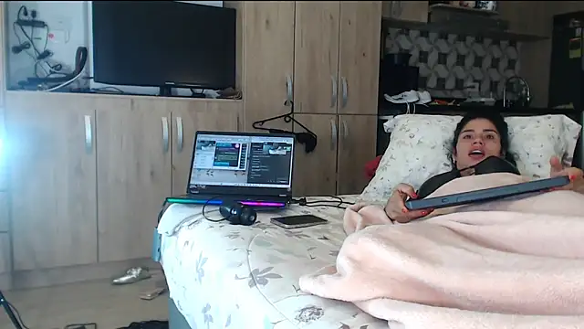Alondra fetish online show from February 2025 08:46:02 AM