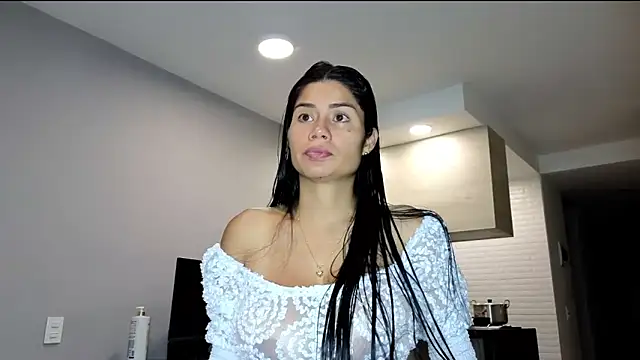 Alondra fetish online show from June 2026 01:21:01 AM