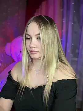 AmeliaAllem online show from February 2025 07:10:01 PM