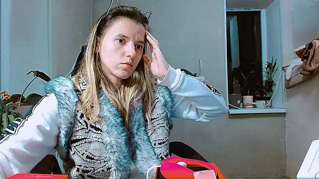 Snapshot of RosaJil chatting on November 2025 03:39:02 PM RosaJil online show from November 2025 03:39:02 PM