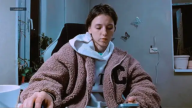 RosaJil online show from April 2026 06:43:01 PM