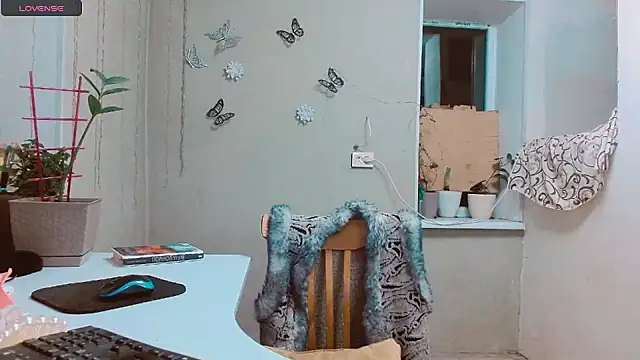 Snapshot of RosaJil chatting on January 2025 07:52:01 PM RosaJil online show from January 2025 07:52:01 PM