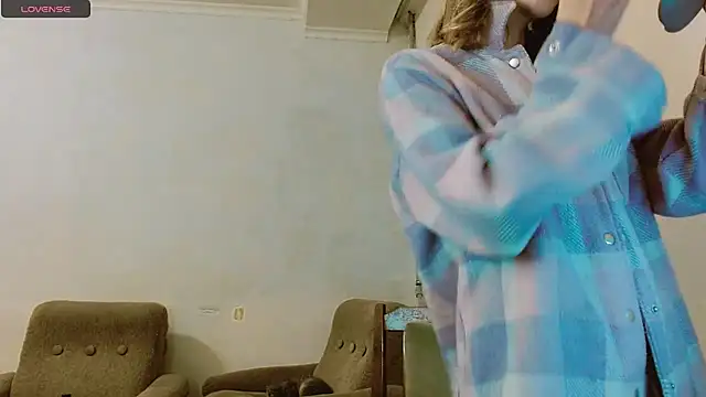 Snapshot of RosaJil chatting on February 2025 03:20:01 PM RosaJil online show from February 2025 03:20:01 PM