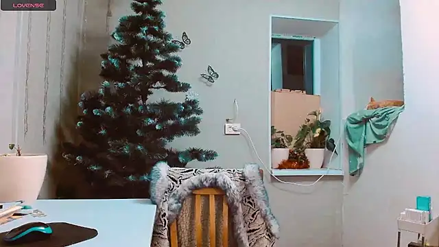 Snapshot of RosaJil chatting on December 2024 08:44:02 PM RosaJil online show from December 2024 08:44:02 PM