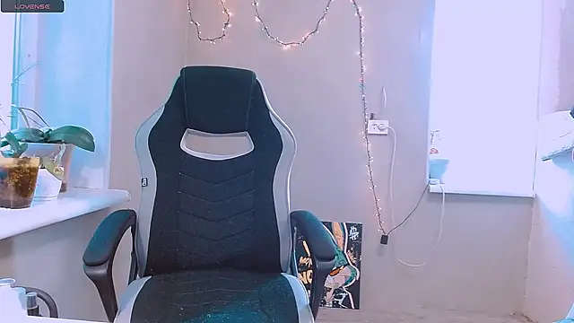 RosaJil online show from November 2025 01:33:02 PM