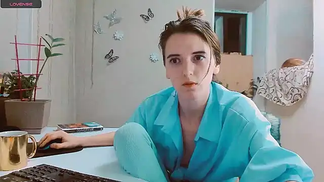 Snapshot of RosaJil chatting on January 2025 10:57:01 PM RosaJil online show from January 2025 10:57:01 PM