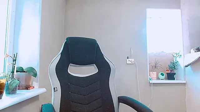 Snapshot of RosaJil chatting on October 2025 01:47:02 PM RosaJil online show from October 2025 01:47:02 PM