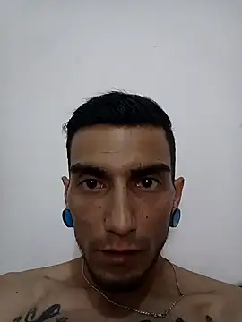 Snapshot of Bogotano1312 chatting on February 2026 04:56:01 AM Bogotano1312 online show from February 2026 04:56:01 AM