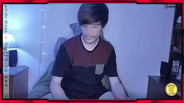 Snapshot of tobix_ chatting on December 2024 02:57:01 AM tobix online show from December 2024 02:57:01 AM