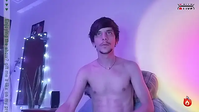 Snapshot of tobix_ chatting on January 2025 05:58:02 AM tobix online show from January 2025 05:58:02 AM