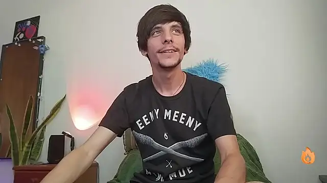 Snapshot of tobix_ chatting on February 2025 09:05:02 PM tobix online show from February 2025 09:05:02 PM