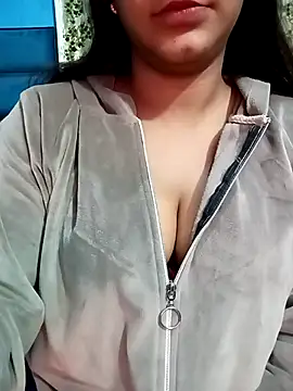 Snapshot of Gulabo-jaan chatting on March 2025 10:13:02 AM Gulabo-jaan online show from March 2025 10:13:02 AM