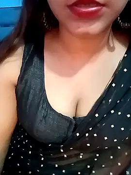 Snapshot of Gulabo-jaan chatting on February 2025 01:56:02 PM Gulabo-jaan online show from February 2025 01:56:02 PM