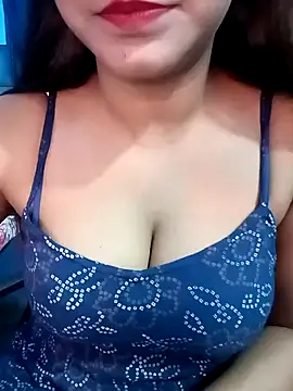 Snapshot of Gulabo-jaan chatting on February 2025 09:21:02 AM Gulabo-jaan online show from February 2025 09:21:02 AM