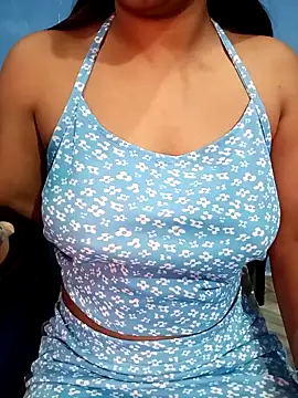 Snapshot of Gulabo-jaan chatting on May 2026 03:48:02 PM Gulabo-jaan online show from May 2026 03:48:02 PM
