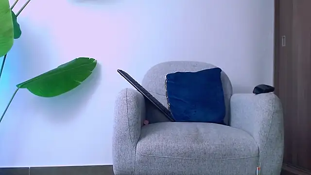 Sara ow online show from March 2026 08:49:03 PM