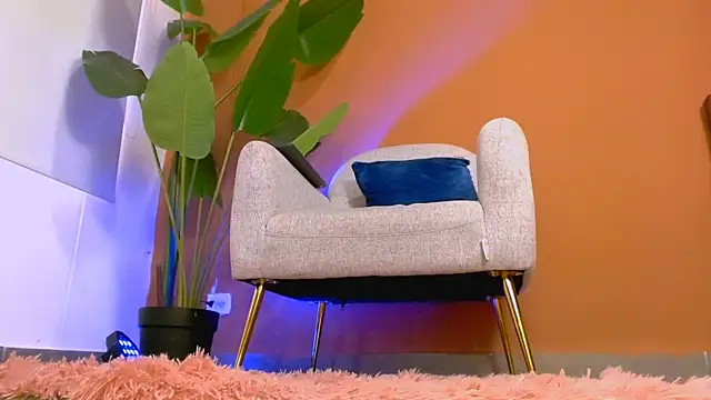 Sara ow online show from July 2026 07:47:02 PM