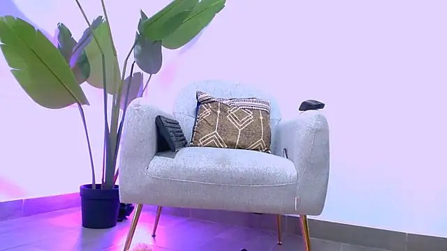 Sara ow online show from February 2026 09:05:02 PM