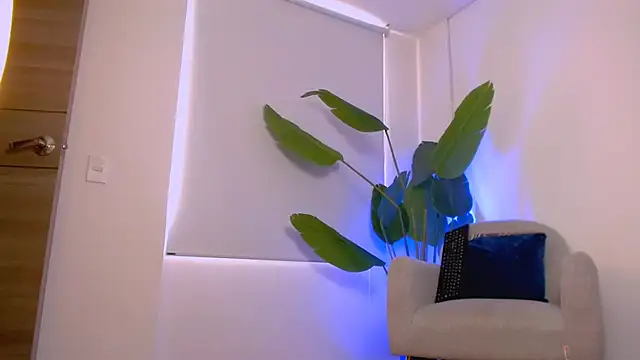 Sara ow online show from March 2026 07:53:02 PM