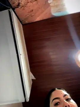 MarianaBenz online show from October 2025 11:25:01 PM