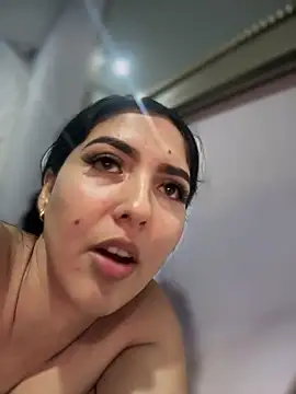 Snapshot of MarianaBenz chatting on February 2025 12:19:02 AM MarianaBenz online show from February 2025 12:19:02 AM