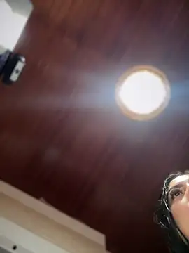 MarianaBenz online show from December 2025 11:29:01 PM