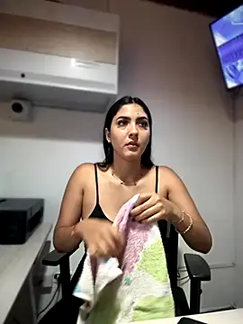 MarianaBenz online show from November 2025 03:54:02 AM