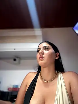 MarianaBenz online show from January 2026 11:44:02 PM