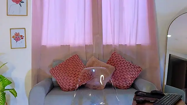 KristennBlue online show from March 2025 09:00:02 PM