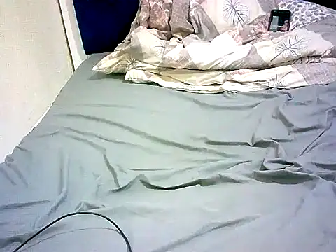 honeypotsweet online show from April 2026 08:38:02 AM