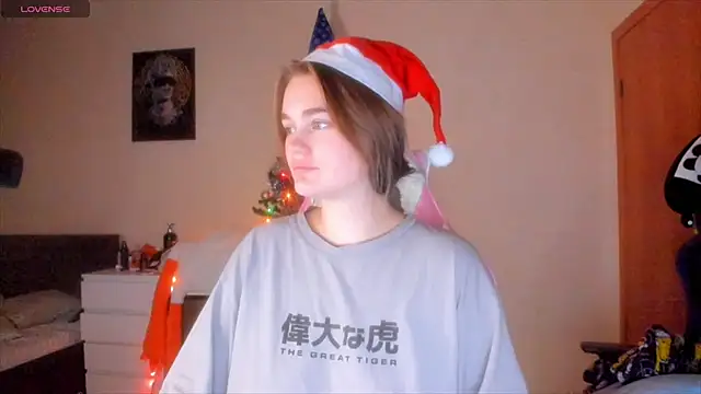 AnnaRoading online show from December 2024 07:20:01 PM