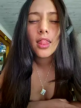 Snapshot of mari_mar69 chatting on July 2026 11:39:02 AM mari mar69 online show from July 2026 11:39:02 AM