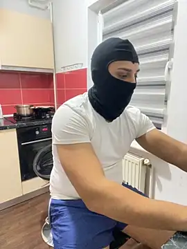 marianmin online show from October 2025 04:25:02 PM