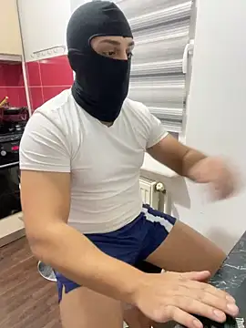 marianmin online show from November 2025 08:41:01 PM