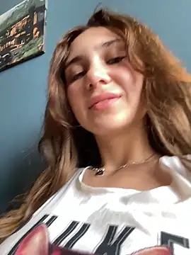 QuitieLia online show from May 2026 08:14:02 AM