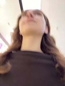 QuitieLia online show from January 2026 08:19:01 AM