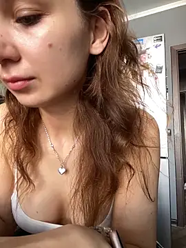 QuitieLia online show from March 2026 07:19:02 AM