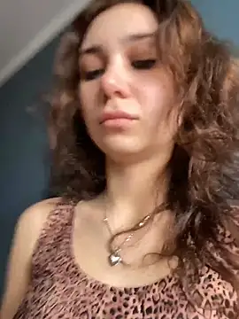 QuitieLia online show from April 2026 07:21:02 AM