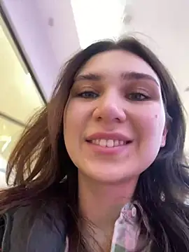QuitieLia online show from December 2024 03:10:01 PM