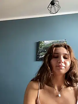 Snapshot of QuitieLia chatting on June 2026 07:09:02 AM QuitieLia online show from June 2026 07:09:02 AM