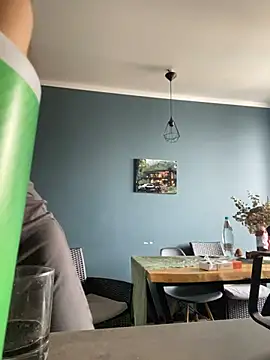 QuitieLia online show from February 2026 07:20:02 AM