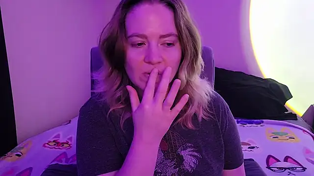 InternetFairy XO online show from November 2025 04:34:02 AM