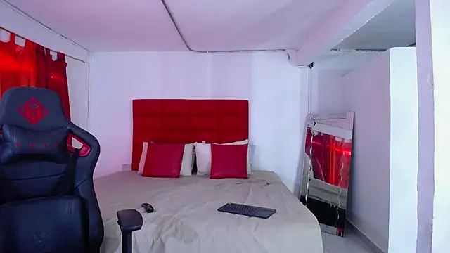 LyonGallego  online show from March 2026 03:57:02 PM